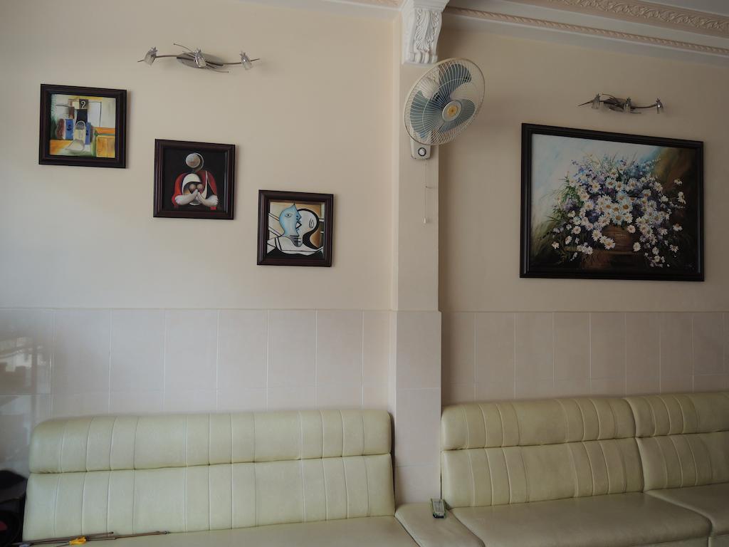 Phuong Tung Hotel Далат Экстерьер фото